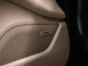 Porsche Taycan (2024) thumbnail 24