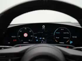 Porsche Taycan (2021) thumbnail 32