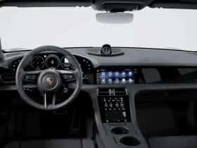 Porsche Taycan (0) thumbnail 4