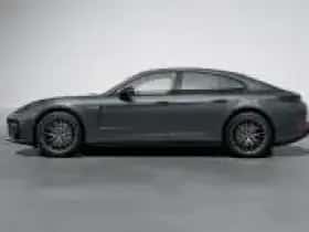 Porsche Panamera (2024)