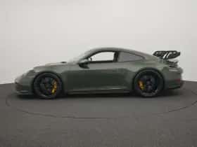 Porsche 911 (2021) thumbnail 2