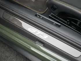Porsche 911 (2021) thumbnail 20