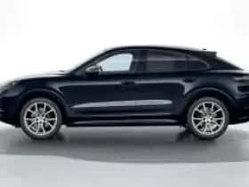 Porsche Cayenne (2021) thumbnail 2