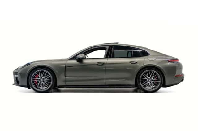 Porsche Panamera (2026) thumbnail 2
