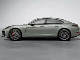 Porsche Panamera (0) thumbnail 2