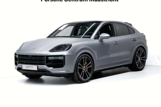 Porsche Cayenne (2024) thumbnail 1
