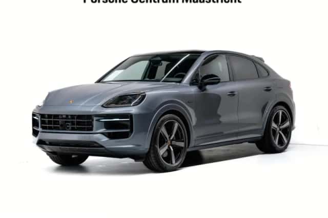 Porsche Cayenne (2026) thumbnail 1