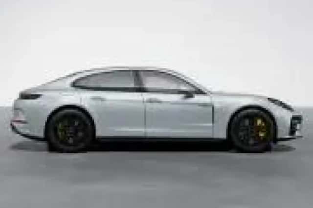 Porsche Panamera (2024) thumbnail 5