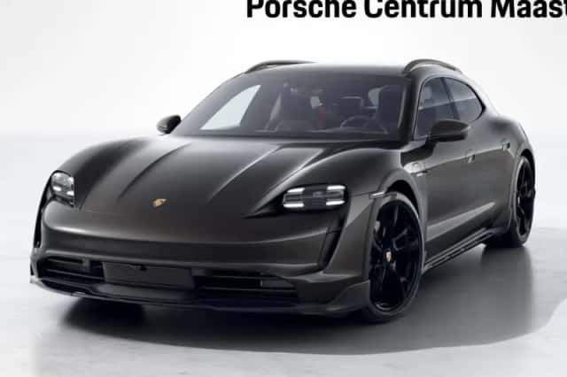 Porsche Taycan (2022) thumbnail 1