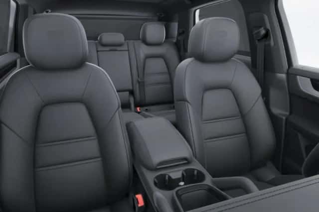 Porsche Cayenne (2024) thumbnail 5