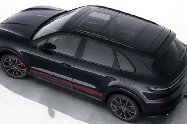 Porsche Cayenne (2024) thumbnail 6