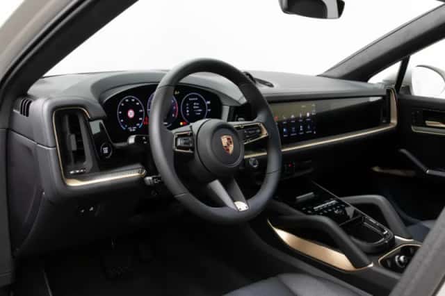 Porsche Cayenne (2026) thumbnail 4
