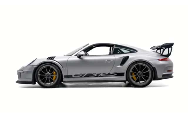 Porsche 911 (2015) thumbnail 2
