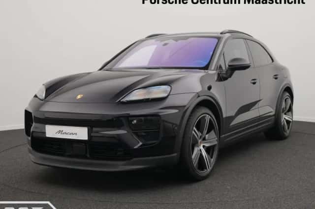 Porsche Macan (2026) thumbnail 1