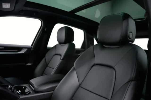 Porsche Cayenne (2024) thumbnail 5