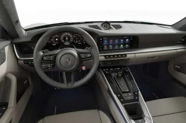 Porsche 911 (2026) thumbnail 4