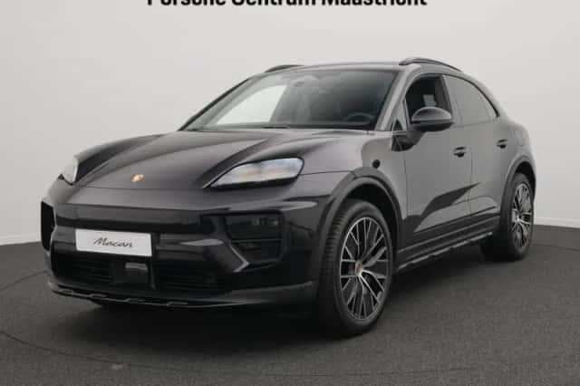 Porsche Macan (2026) thumbnail 1