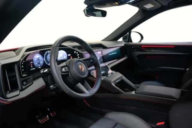 Porsche Cayenne (2026) thumbnail 4
