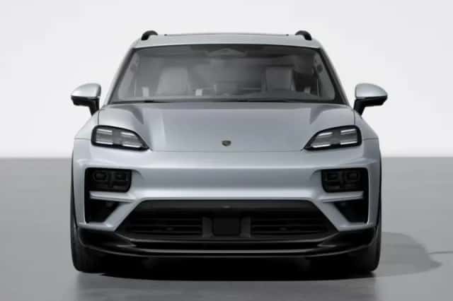 Porsche Macan (2025) thumbnail 6