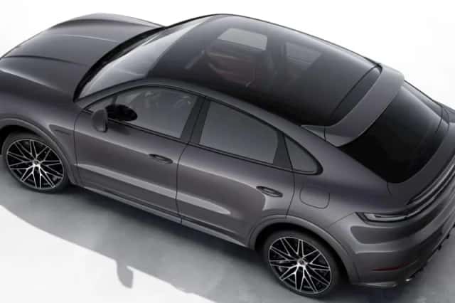 Porsche Cayenne (2024) thumbnail 6