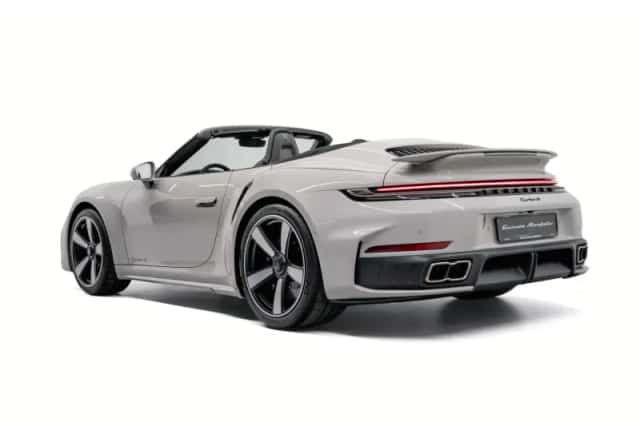Porsche 911 (2026) thumbnail 3