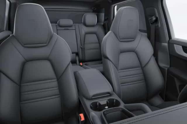 Porsche Cayenne (2024) thumbnail 5