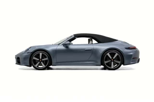 Porsche 911 (2026) thumbnail 6