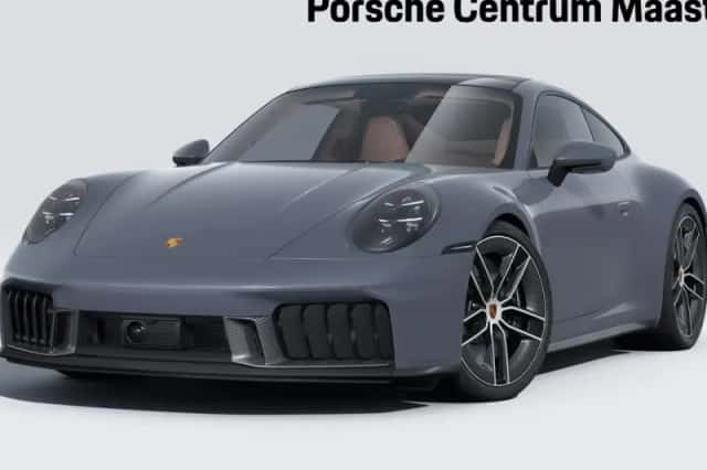 Porsche 911 (2025) thumbnail 1