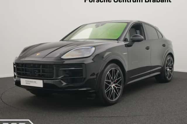 Porsche Cayenne (2024) thumbnail 1