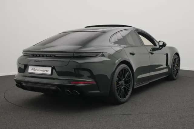 Porsche Panamera (2026) thumbnail 4