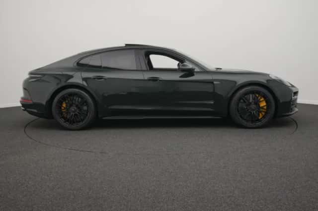 Porsche Panamera (2026) thumbnail 5