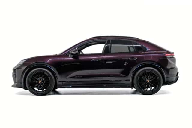 Porsche Macan (2026) thumbnail 2