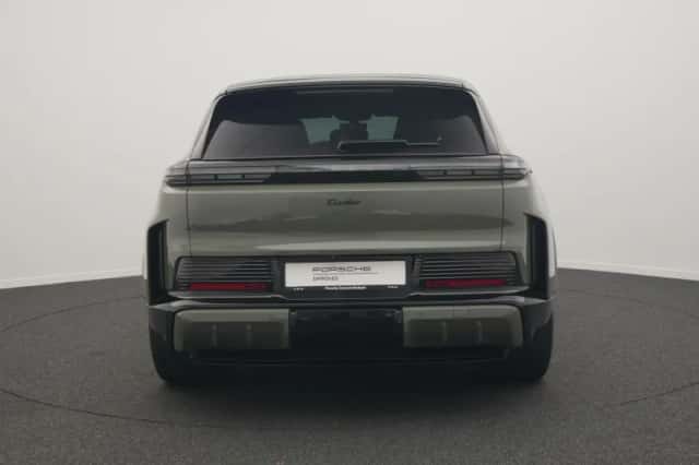 Porsche Cayenne (2026) thumbnail 4
