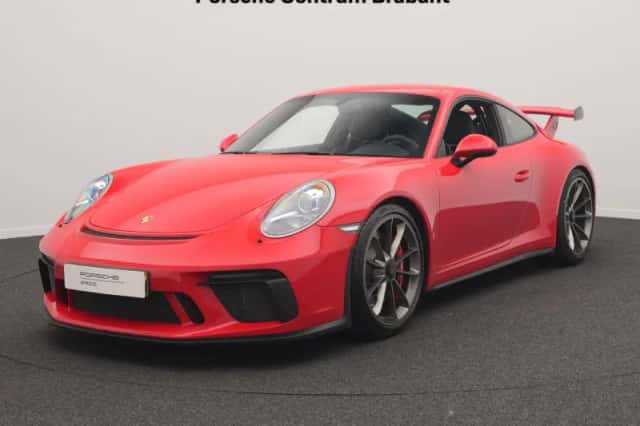 Porsche 911 (2018) thumbnail 1