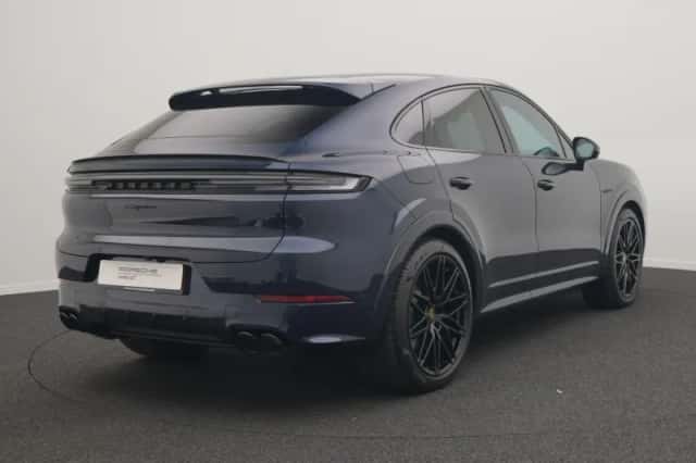 Porsche Cayenne (2026) thumbnail 5