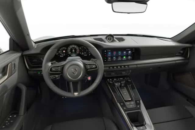 Porsche 911 (2026) thumbnail 4