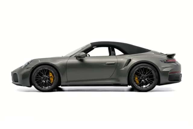 Porsche 911 (2026) thumbnail 6