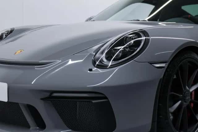 Porsche 911 (2018) thumbnail 5