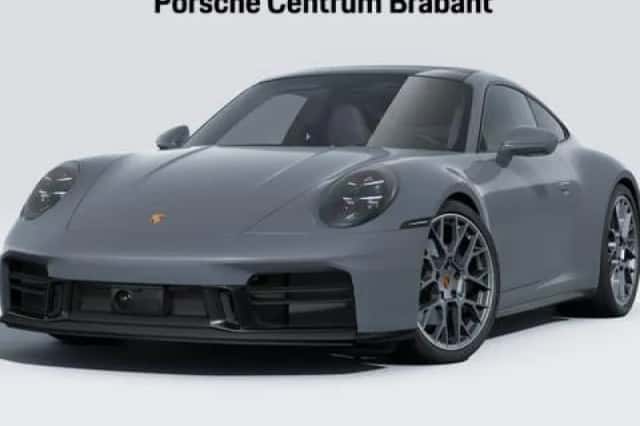 Porsche 911 (2025) thumbnail 1