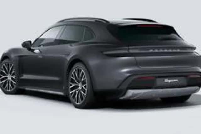 Porsche Taycan (2024) thumbnail 2