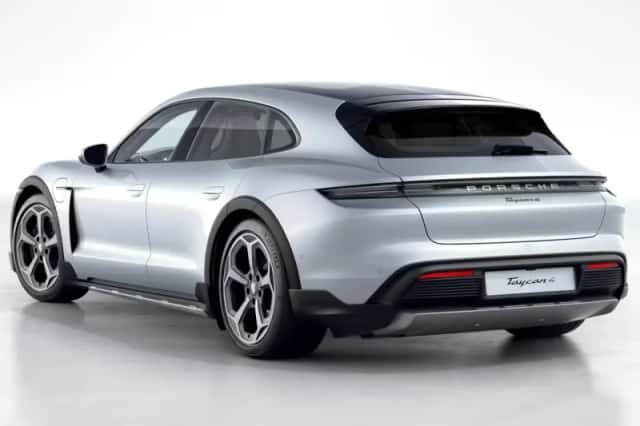 Porsche Taycan (2022) thumbnail 3