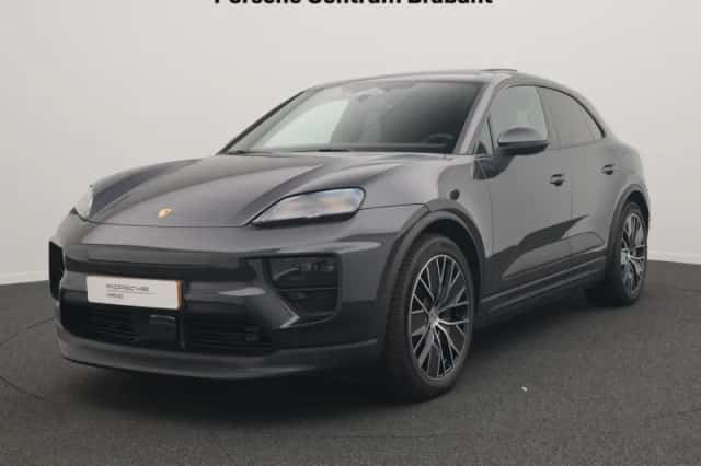 Porsche Macan (2026) thumbnail 1