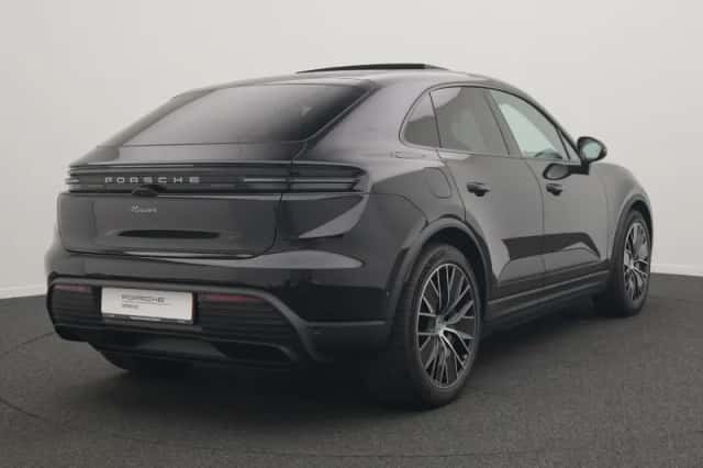 Porsche Macan (2026) thumbnail 5