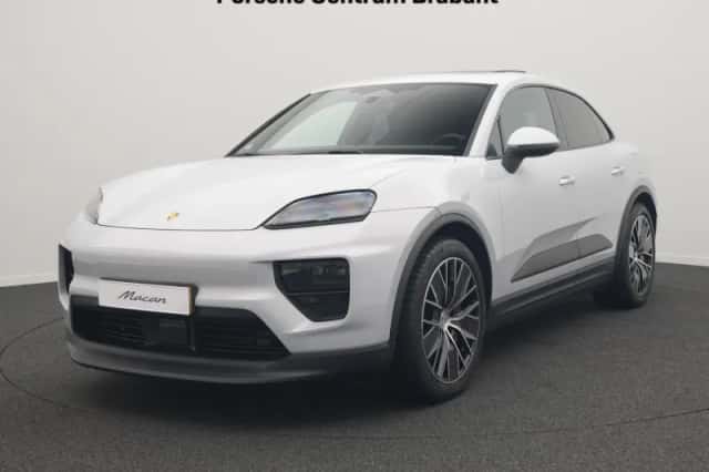 Porsche Macan (2026) thumbnail 1