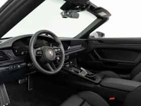 Porsche 911 (2026) thumbnail 3