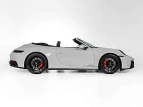 Porsche 911 (2026) thumbnail 10