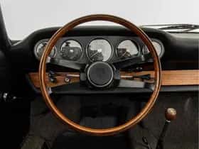 Porsche 911 (1965) thumbnail 9