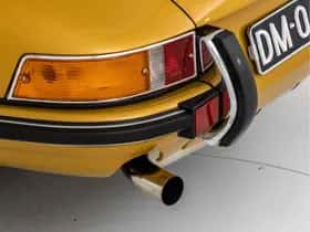 Porsche 911 (1971) thumbnail 11