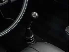 Porsche 911 (1971) thumbnail 13