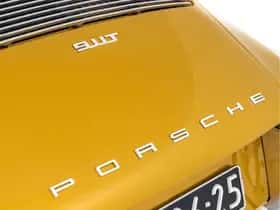 Porsche 911 (1971) thumbnail 24